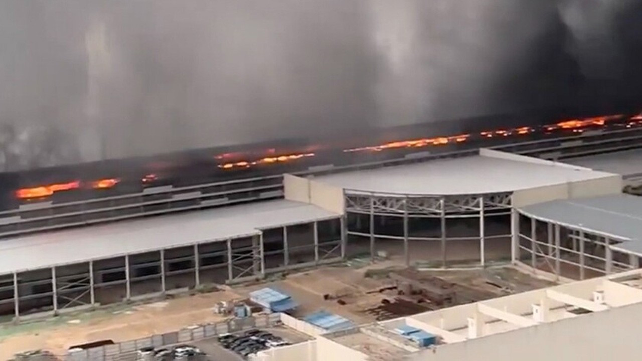 BYD'nin Şıncın'daki fabrikasının garajında yangın çıktı