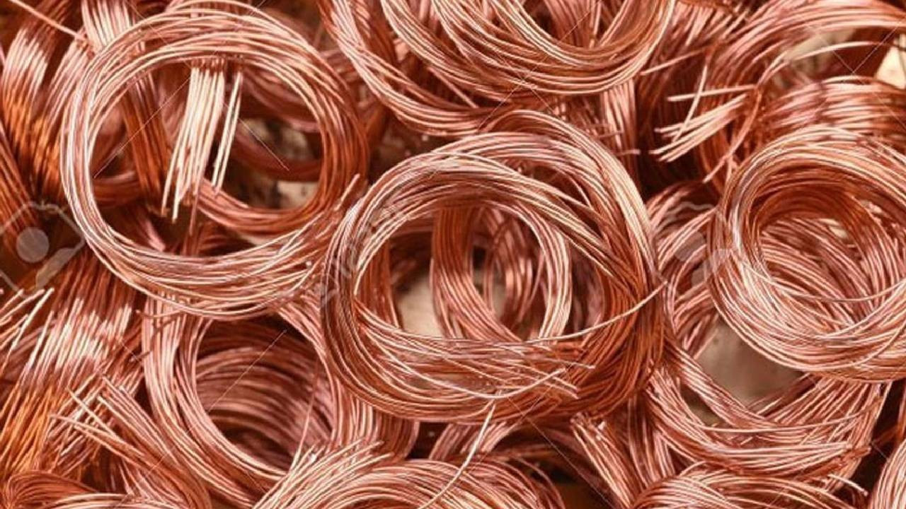 Bakır yükseldi, kayıplarını telafi etti