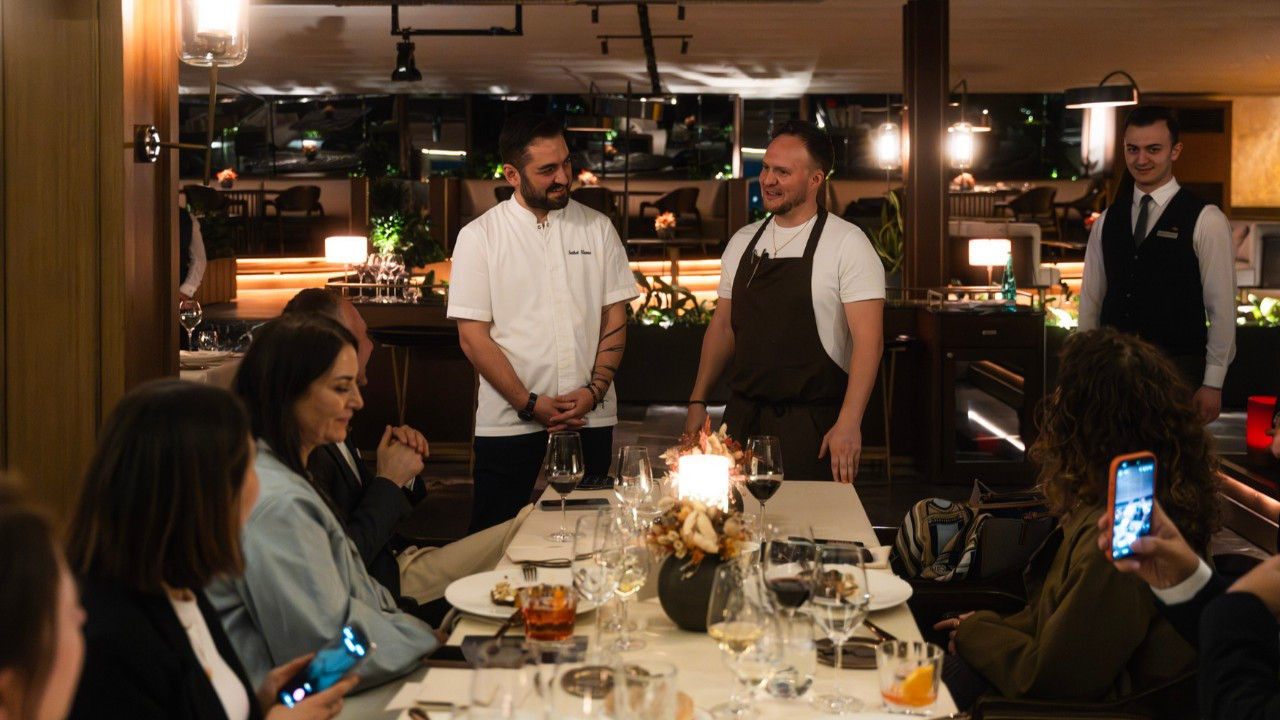 Izaka Terrace’ta iki şefin imza lezzetleri aynı masada buluştu