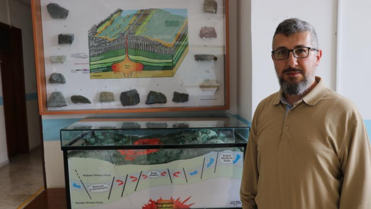 Simav'da son bir yılda yaklaşık 5 bin 500 deprem meydana geldi