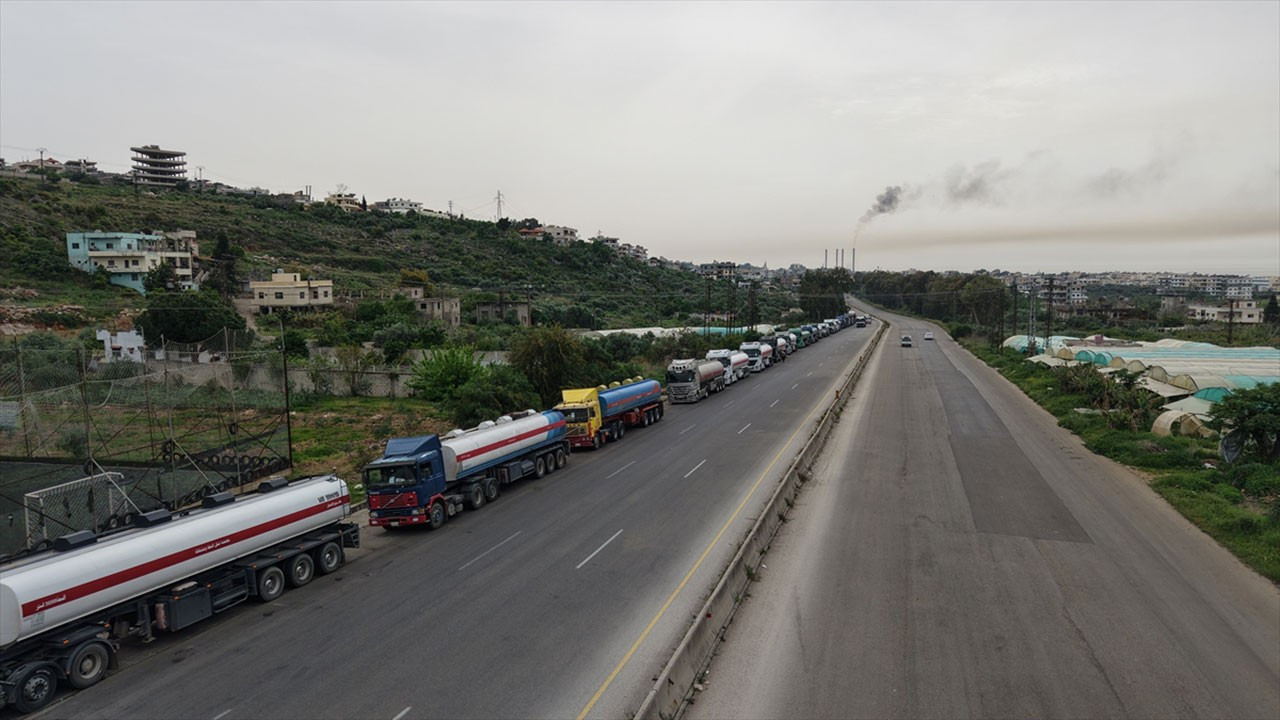 Suriye, Irak’tan gelen akaryakıtın sevkiyatına başladı