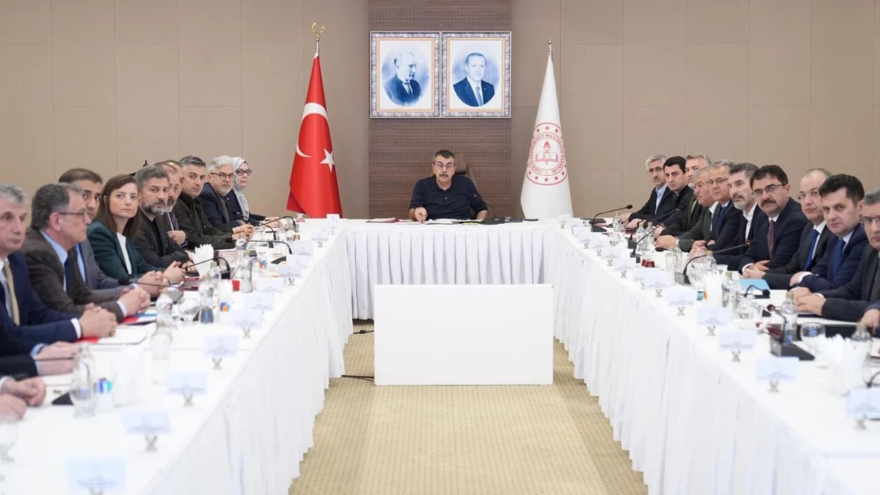 MEB'de Yusuf Tekin başkanlığında kritik "güvenlik" toplantısı