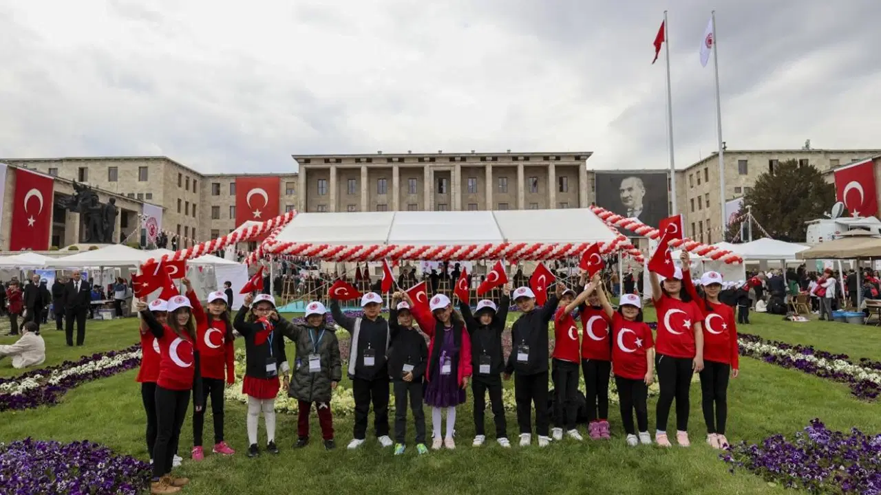 TBMM'de 23 Nisan programı belli oldu: "TBMM Çocuk Özel Oturumu" gerçekleştirilecek