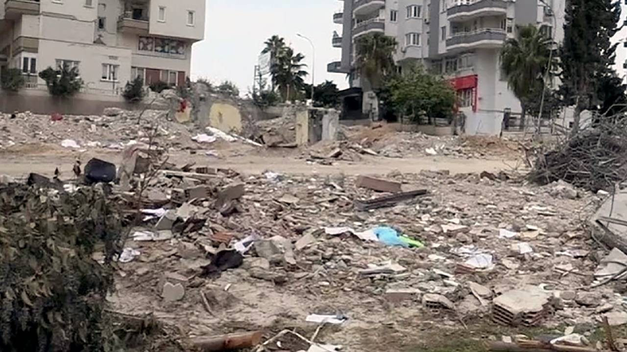 40 kişinin öldüğü apartmanın firari müteahhidi Abdullah Aybaba Tayland'da yakalandı