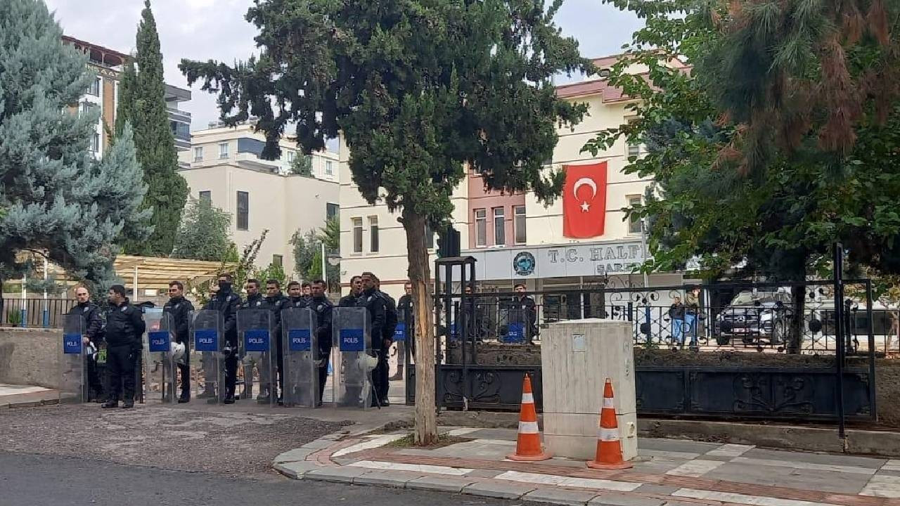 Şanlıurfa'da Halfeti Belediyesi'nde 'yolsuzluk' op…