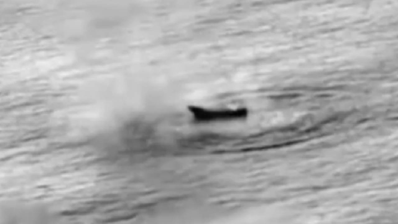 ABD, Doğu Pasifik’te uyuşturucu taşıyan bir tekneyi daha vurdu: 2 ölü (Video)