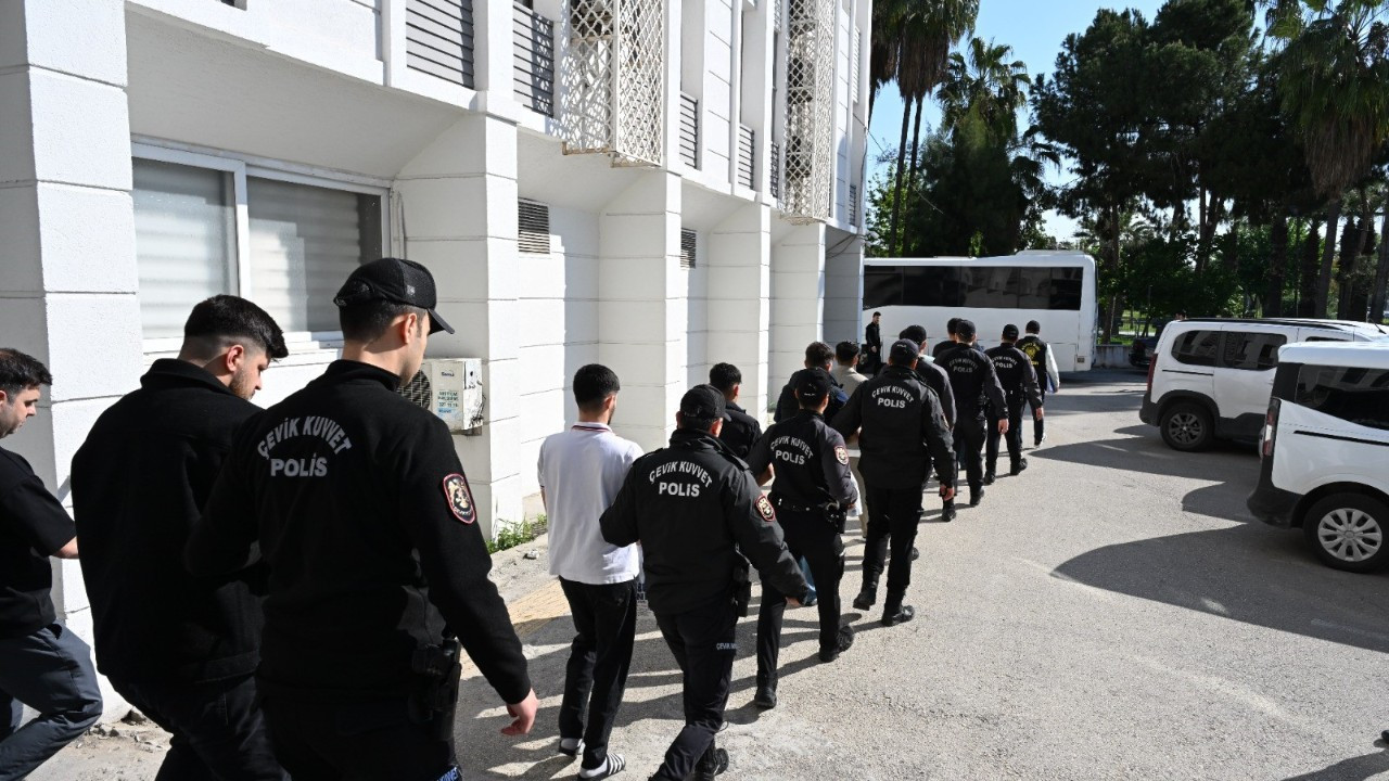 Mersin'de dolandırıcılık: 100 milyonluk para trafiği ortaya çıktı