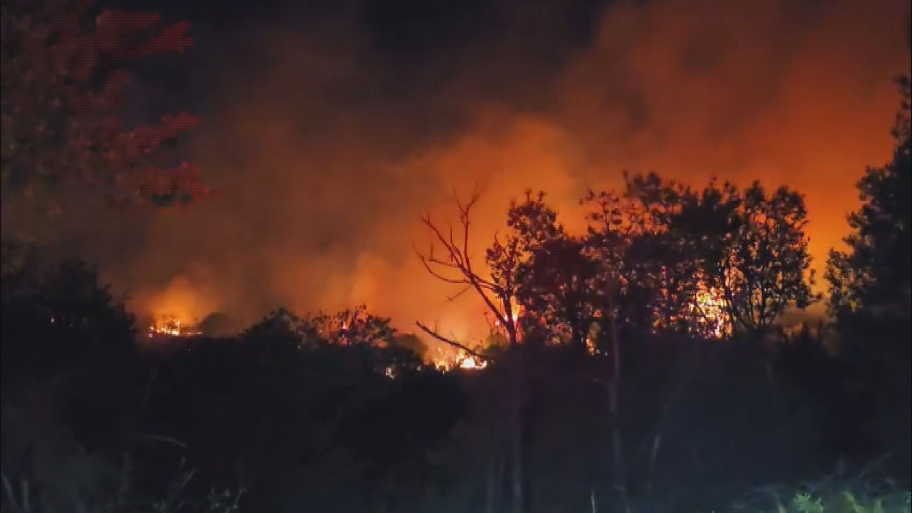 Beykoz'da korkutan orman yangını: Alevler yeniden yükseldi