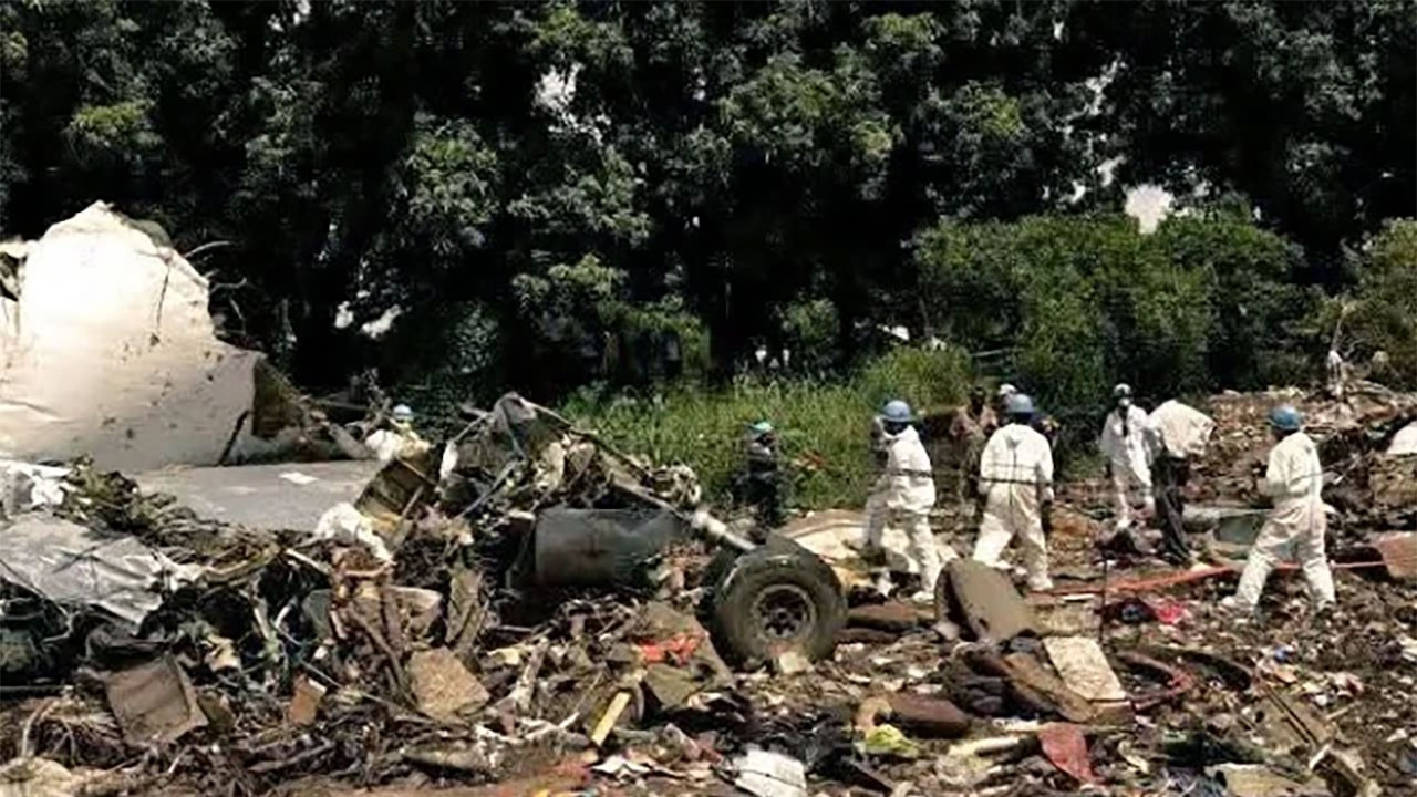 Güney Sudan’da yolcu uçağı düştü: 14 kişi hayatını kaybetti