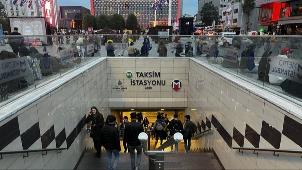 Taksim Metro Kapatıldı