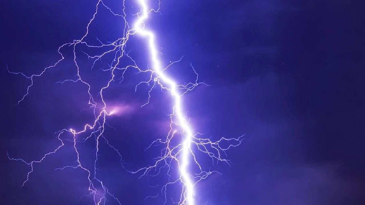 Ülkeyi fırtına vurdu, yıldırım 14 can aldı