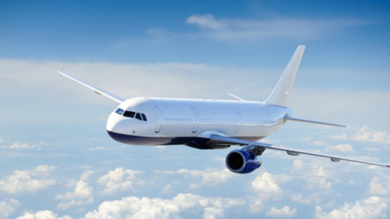 Antalya-Londra seferini yapan uçak Sofya'ya acil iniş yaptı!