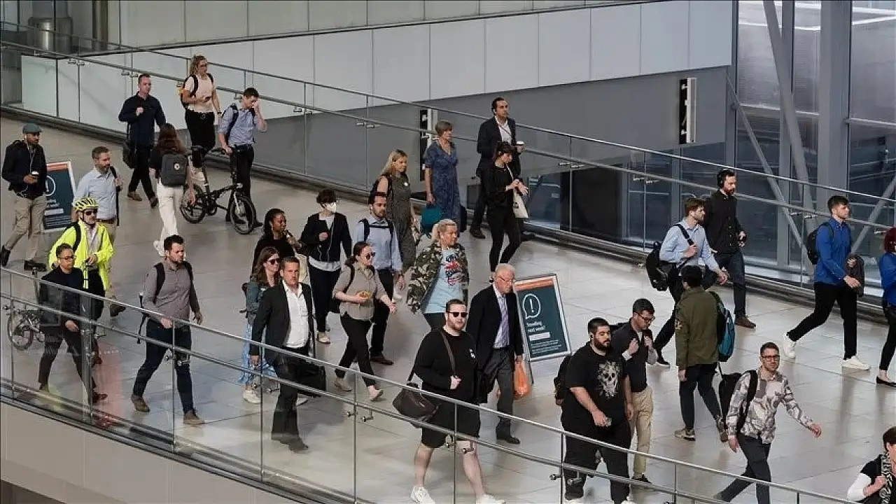 Euro Bölgesi'nde işsizlik oranı martta geriledi