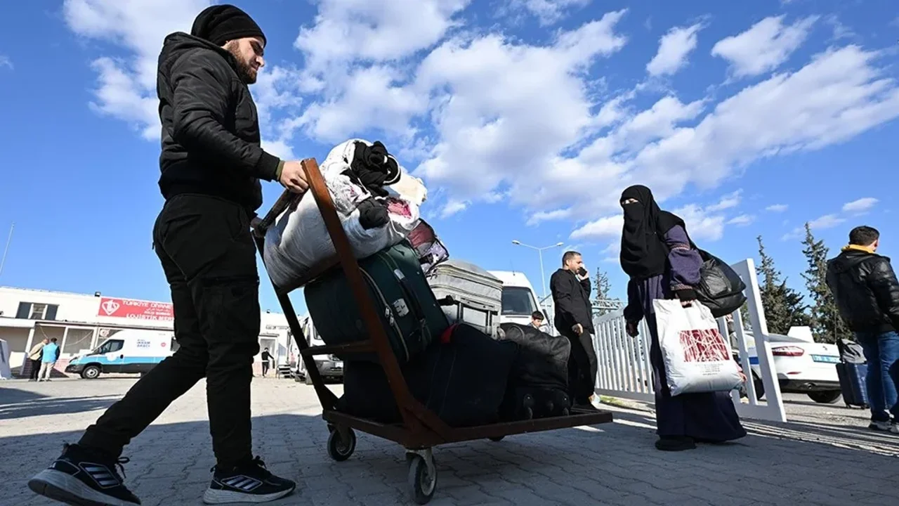 BM: 640 bin Suriyeli Türkiye'den ülkesine döndü