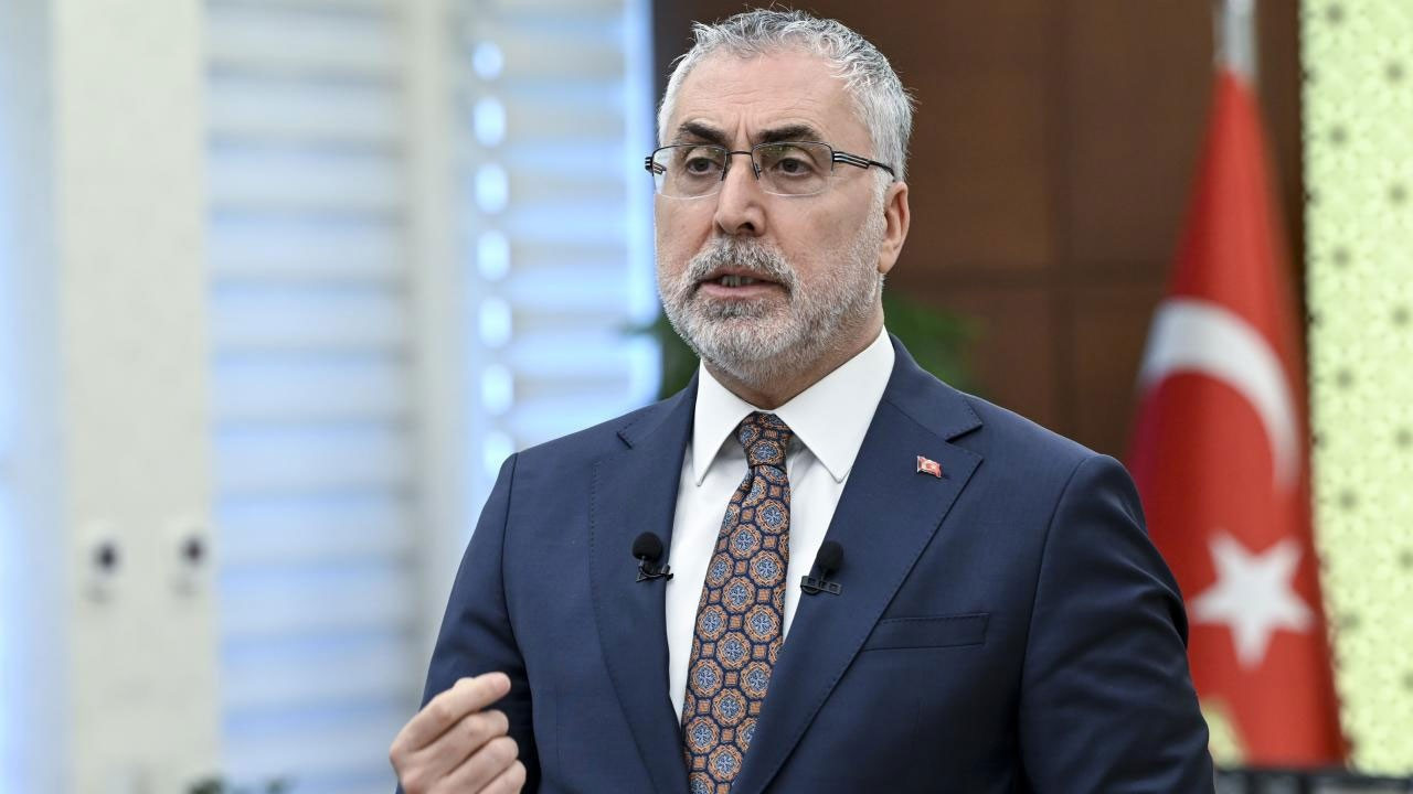 Bakan Işıkhan duyurdu: Analık ödeneği süresi uzatıldı