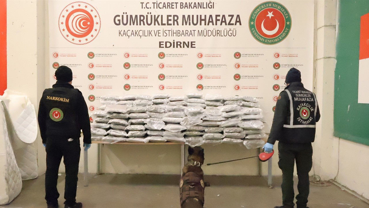 Gümrükler Muhafaza ekipleri 659 kilogram uyuşturucu ele geçirdi