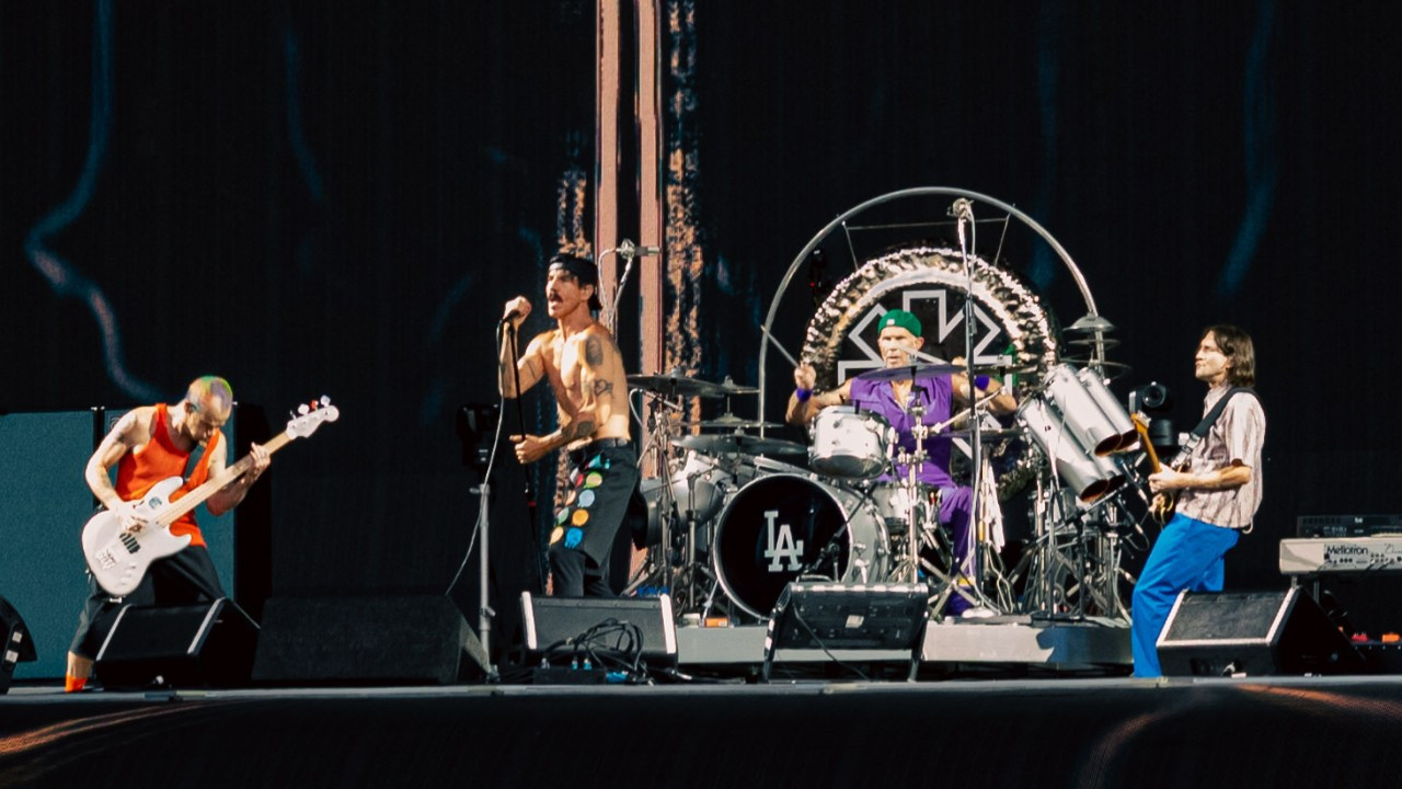 Red Hot Chili Peppers, müzik kataloğunu 300 milyon dolara sattı