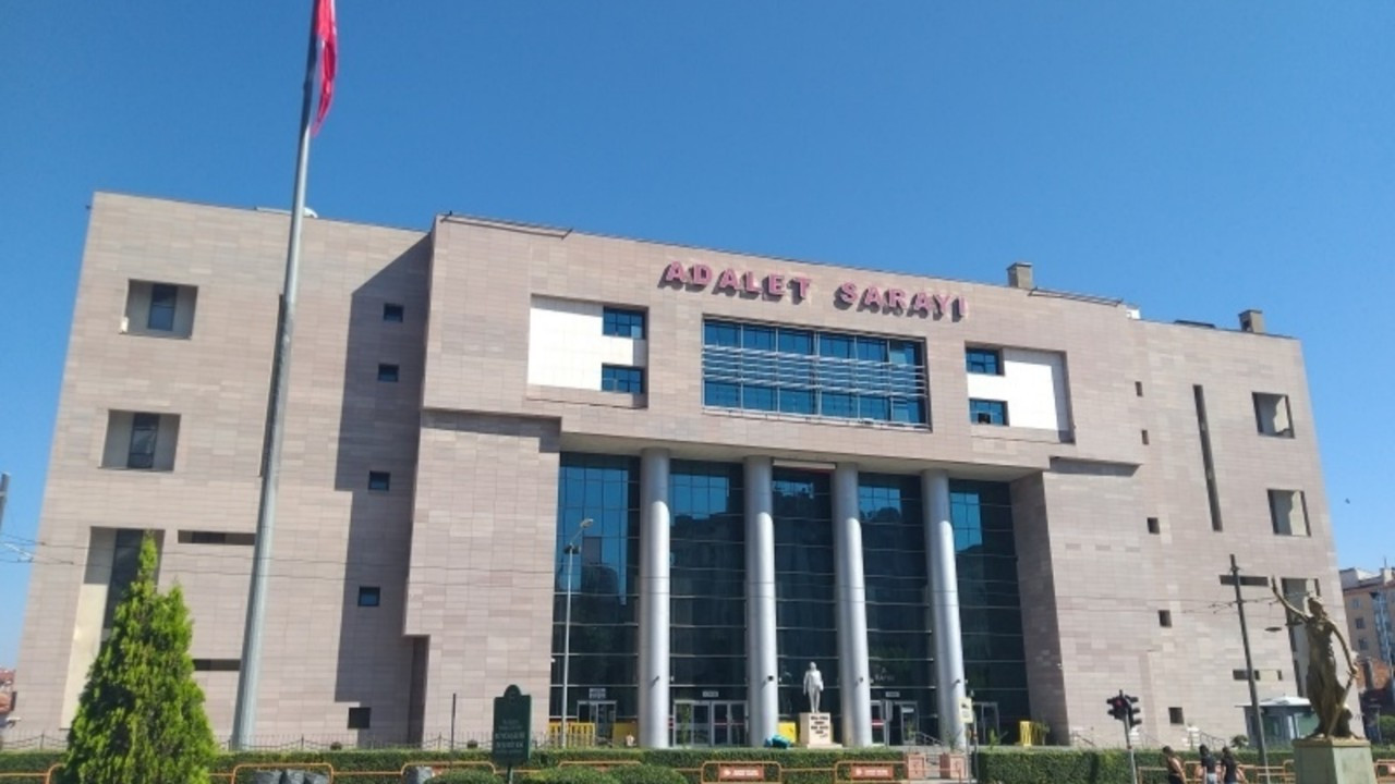 Tepebaşı Belediyesi operasyonunda 15 kişi tutuklandı