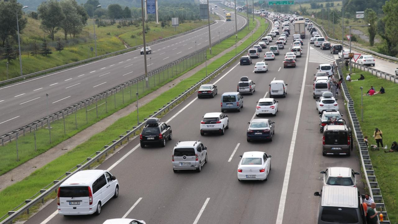 Bayram seyahati cep yakacak: İstanbul-İzmir arası 10 bin TL
