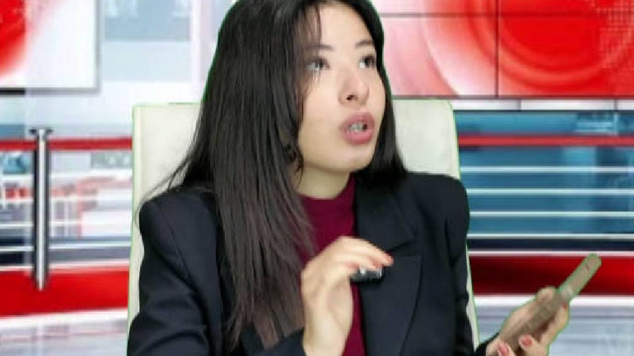 Canlı yayında depreme yakalandı! İşte o anlar... (Video)