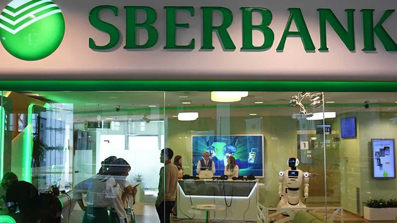 Rus bankası Sber ilk yarıda yaklaşık 13 milyar dolar net kar elde etti