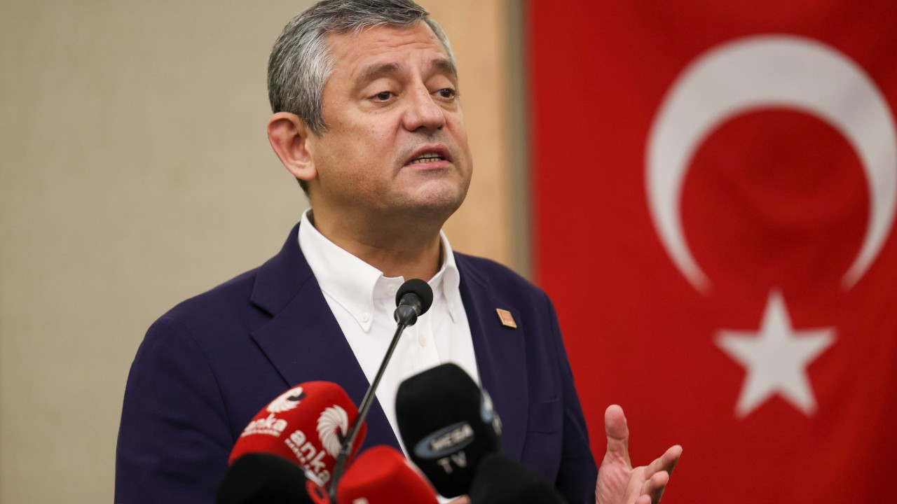 Özgür Özel İzmir'de konuştu: Ya partimizi alacağız ya başka bir yol bulacağız