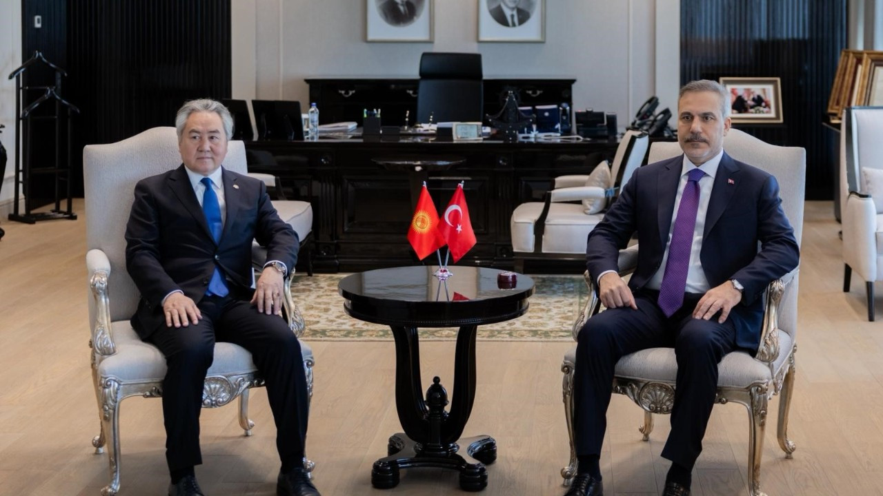 Bakan Fidan, Kırgızistanlı mevkidaşıyla bir araya geldi