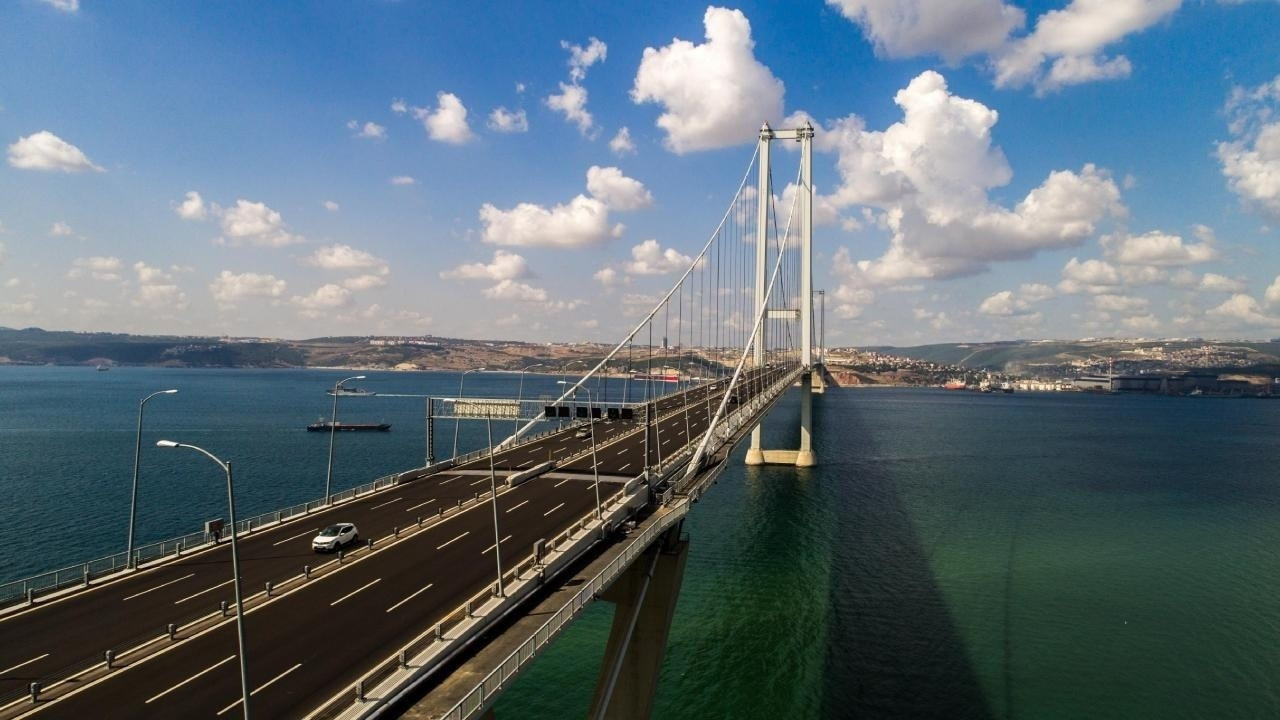 Otoyol ve köprü ücretlerine zam geldi: İşte yeni geçiş ücretleri