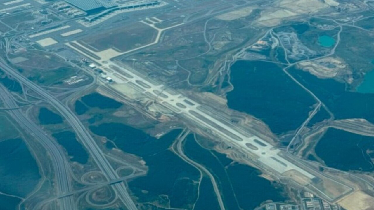 İstanbul Havalimanı’nın 6’ncı pist hazır! Aynı anda 4 uçak kalkış yapabilecek