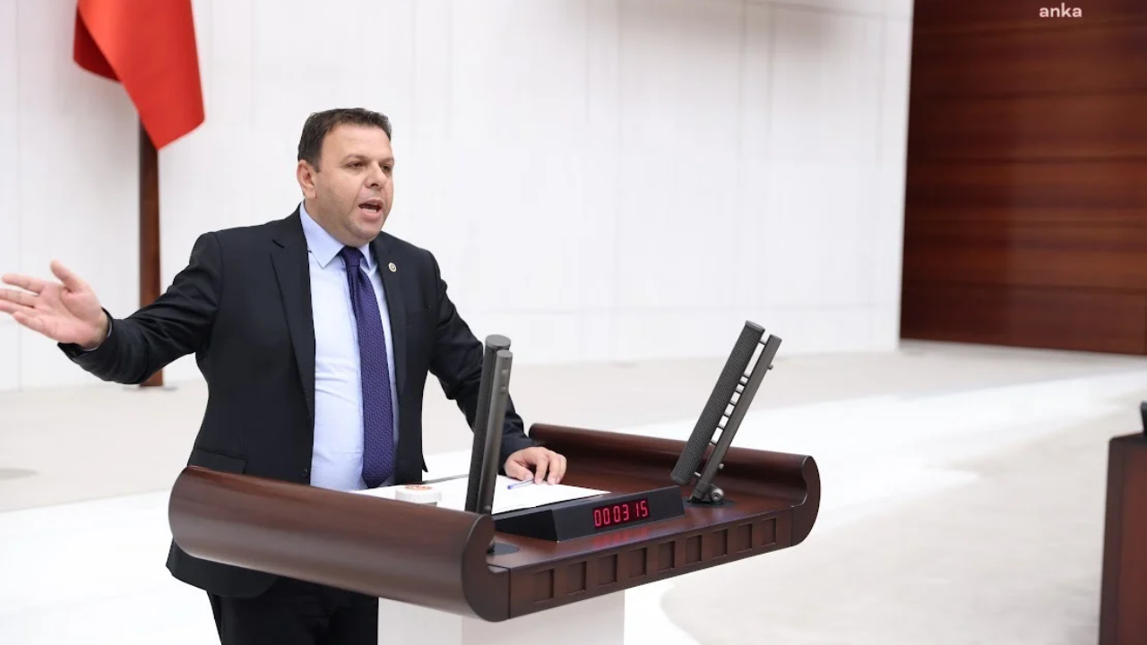 Edirne Milletvekili Ediz Ün CHP'ye geri döndü: Aklandım, baba ocağında devam edeceğim