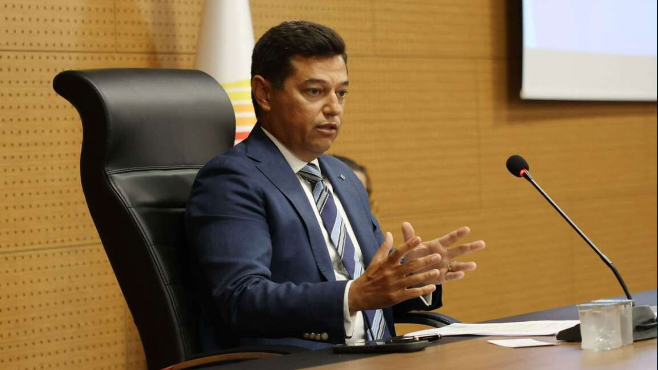 Marmaris Belediye Başkanı Acar Ünlü, CHP'den istifa ettti