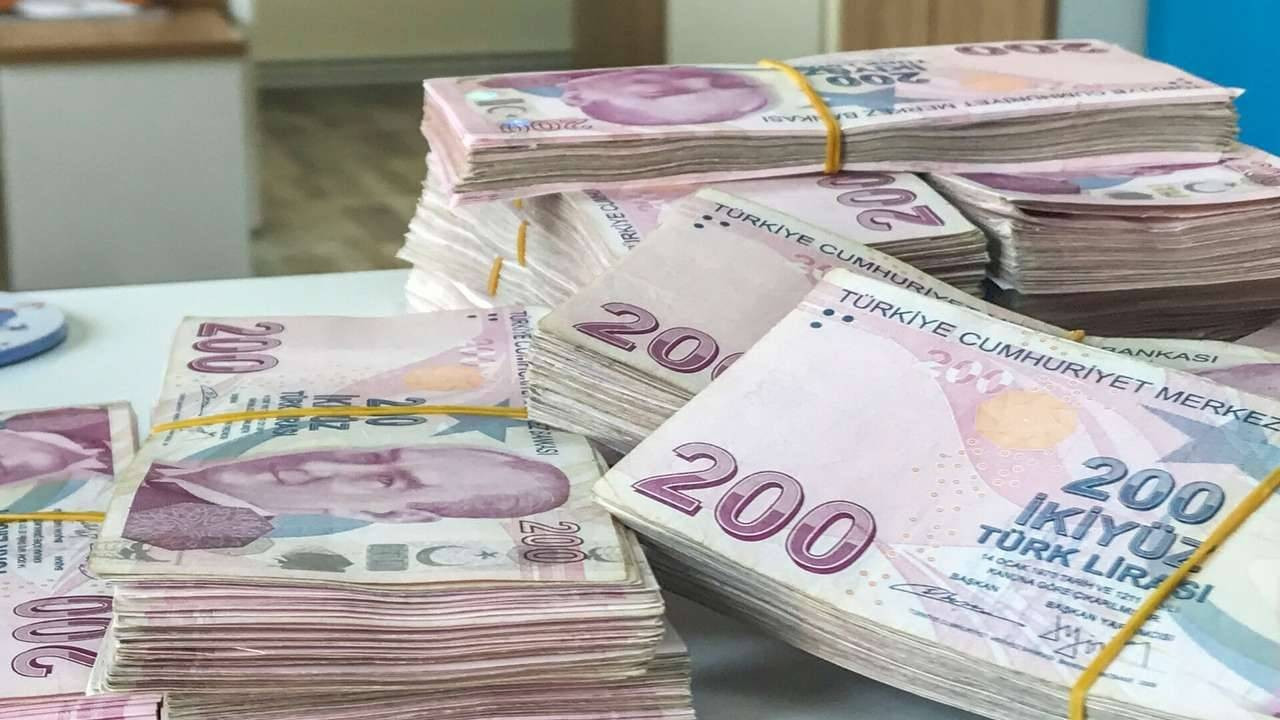1 milyon TL'nin 32 günlük faiz getirisi ne kadar? İşte banka banka faiz oranları
