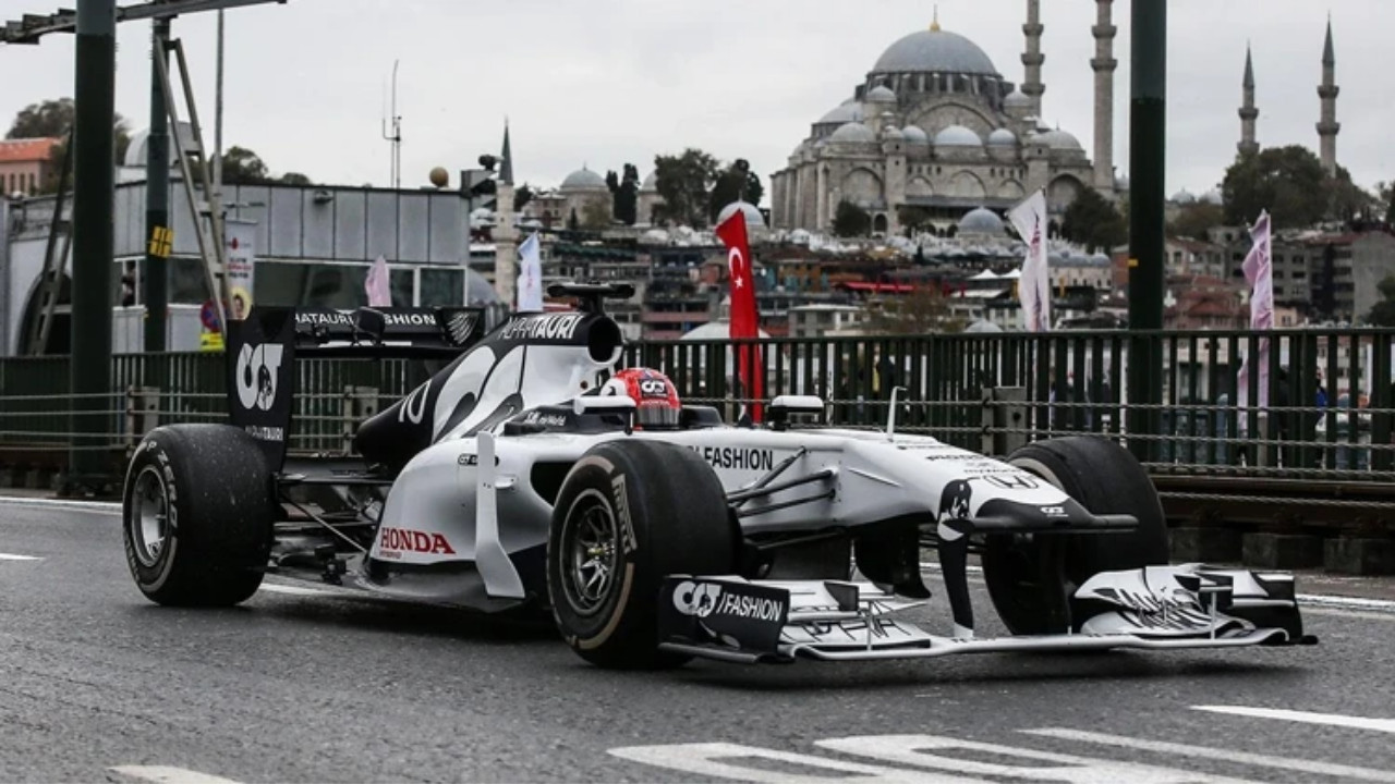 Formula 1'de Türkiye Grand Prix'sinin tarihi belli oldu!