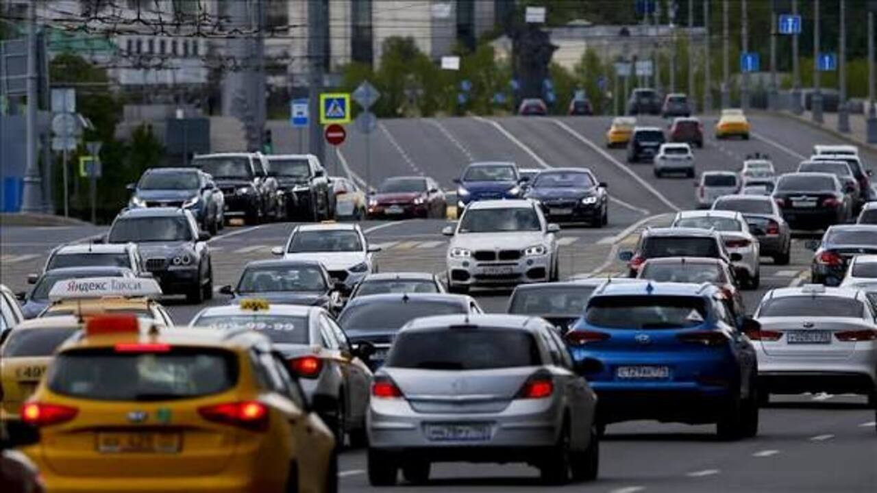 Rusya'da yapay zeka trafikte borç avına çıkıyor: Nafakadan cezaya kadar hepsi listede