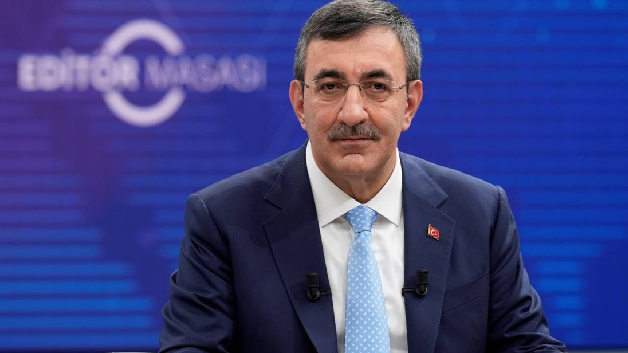 Cumhurbaşkanı Yardımcısı Yılmaz: Fon soruşturmasında 15 müfettiş görevlendirildi
