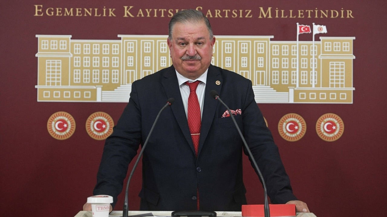 Turkish MP says he may reconsider his path in party