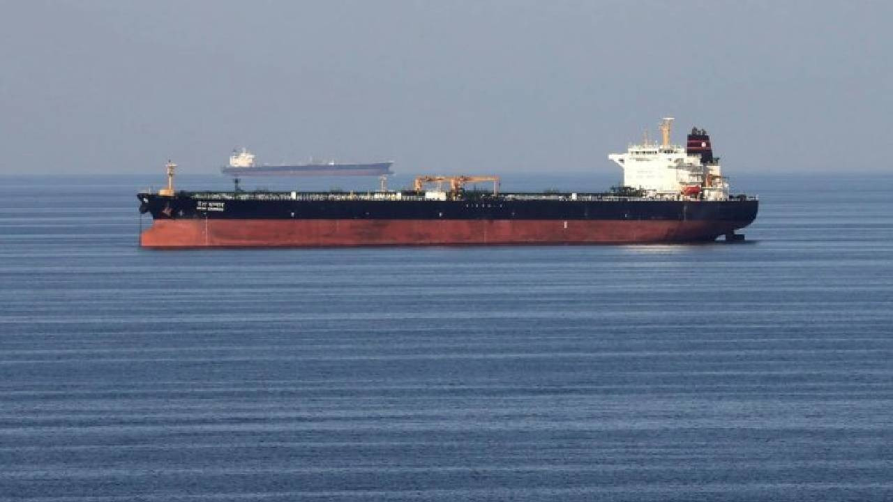 Global oil transport costs jump 7-fold