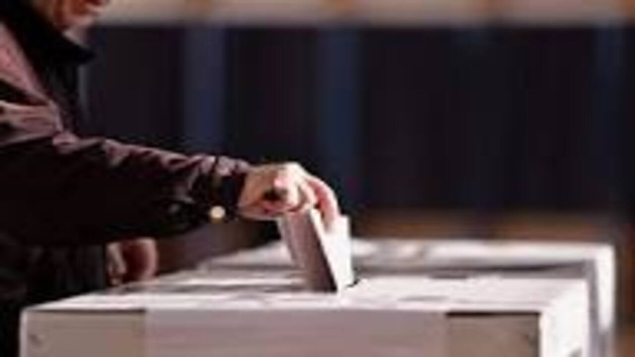 Bulgaristan Cumhurbaşkanlığı Seçimi Yarın: 27 Aday İkilisi Yarışıyor