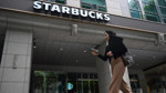 Starbucks, Kuzey Amerika'da 250 Şubesini Kapatıyor