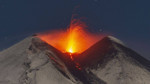 Etna Yanardağı kül ve lav püskürttü