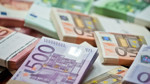 Euro, Fed'in olası faiz artışı beklentisiyle baskı altında