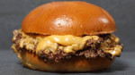 MasterChef'te Cheese Smash Burger Tarifi: Çıtır ve Akışkan Peynir