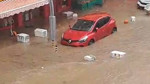 Bodrum'da sağanak yağmur nedeniyle yollar göle döndü