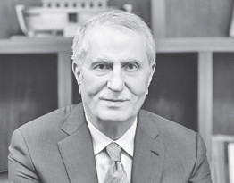 “Ağrı’da doğulur, Erzurum’da ölünür” sözünü tarihe gömen 43 bin ameliyat - Resim : 2