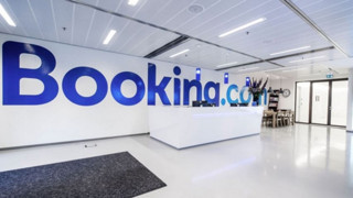 Booking.com Türkiye'de yeniden hizmete açılıyor
