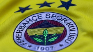 Adı Benfica ile anılıyordu * Fenerbahçe milli futbolcuya imzayı attırdı.