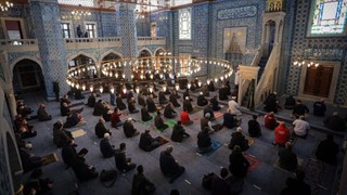 Bugün Cuma namazı saat kaçta kılınacak? İl il 30 Mayıs 2025 Cuma namazı vakitleri