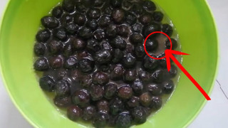 Akhisarlı üreticiden 34 yıl sonra gelen sır: 1 çay kaşığı eklemek zeytinin küflenmesini önlüyor