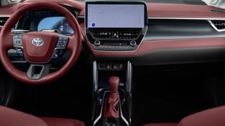 Toyota’dan ÖTV artışına meydan okuyan kampanya; Yeni modele tam 345.000 TL indirim geliyor.