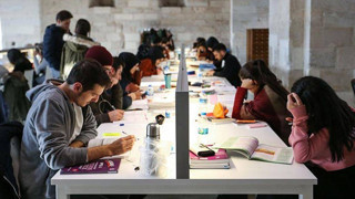 Üniversitelinin hayatta kalma maliyeti aylık 40 bin lira!